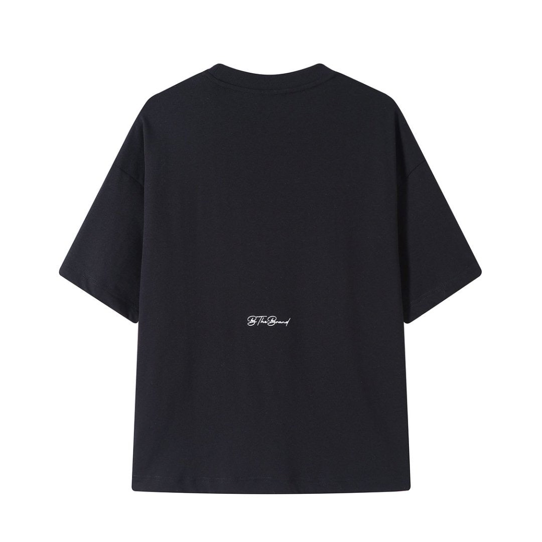 Black cropped t-shit